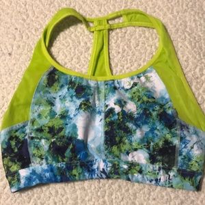 super cute ATHLETA sports bra